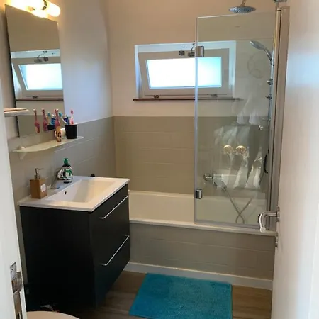 Holiday home Groendijk 105 *